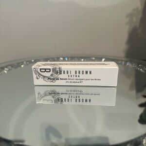 Bobbi Brown Extra Lip Serum in Cream Packaging
